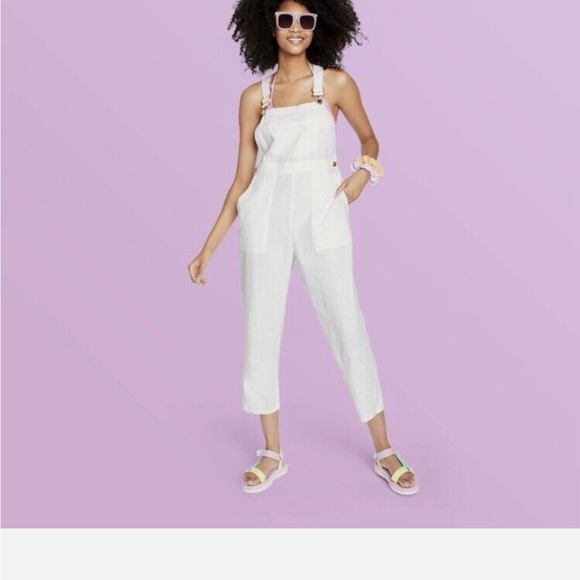 Stoney Clover Lane Elegant White Jumpsuit with Tapered Legs and Spaghetti Straps - Picture 1 of 4